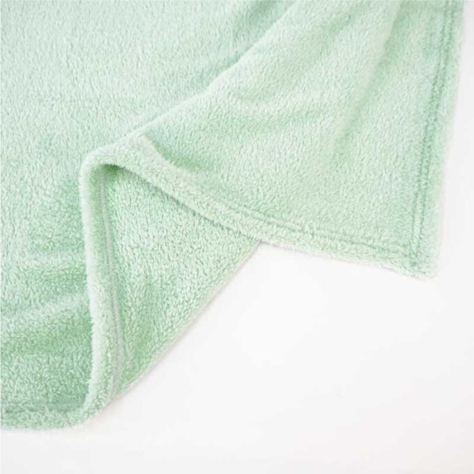ผ้าห่มนาโน วอมแบท สีเขียวอ่อน