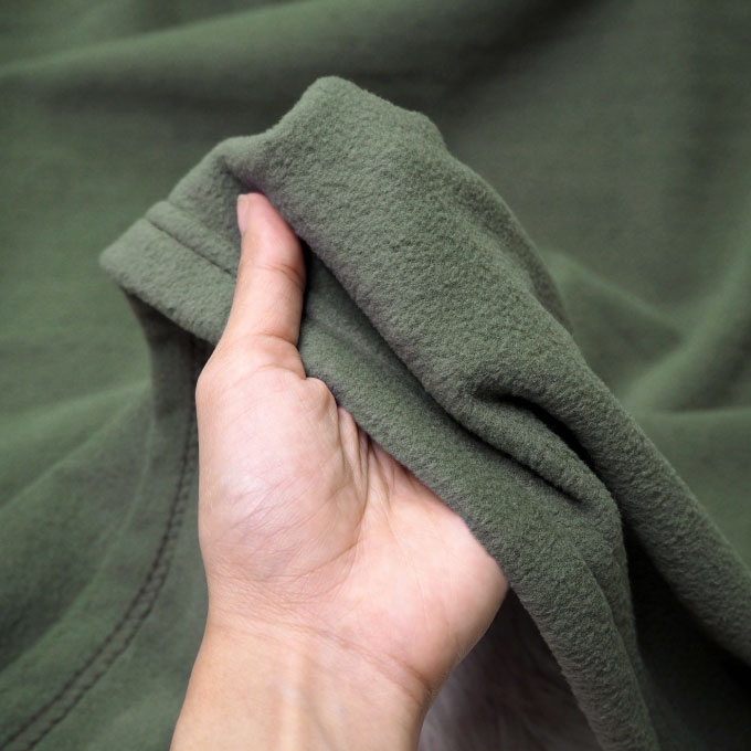 ผ้าห่มฟลีซ สีเขียวเข้ม